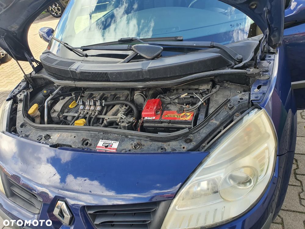 Renault Scenic - 18