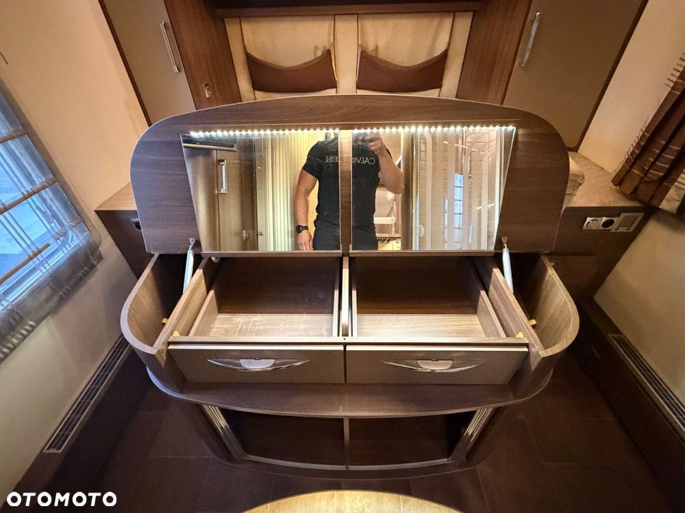 Burstner Elegance - 30
