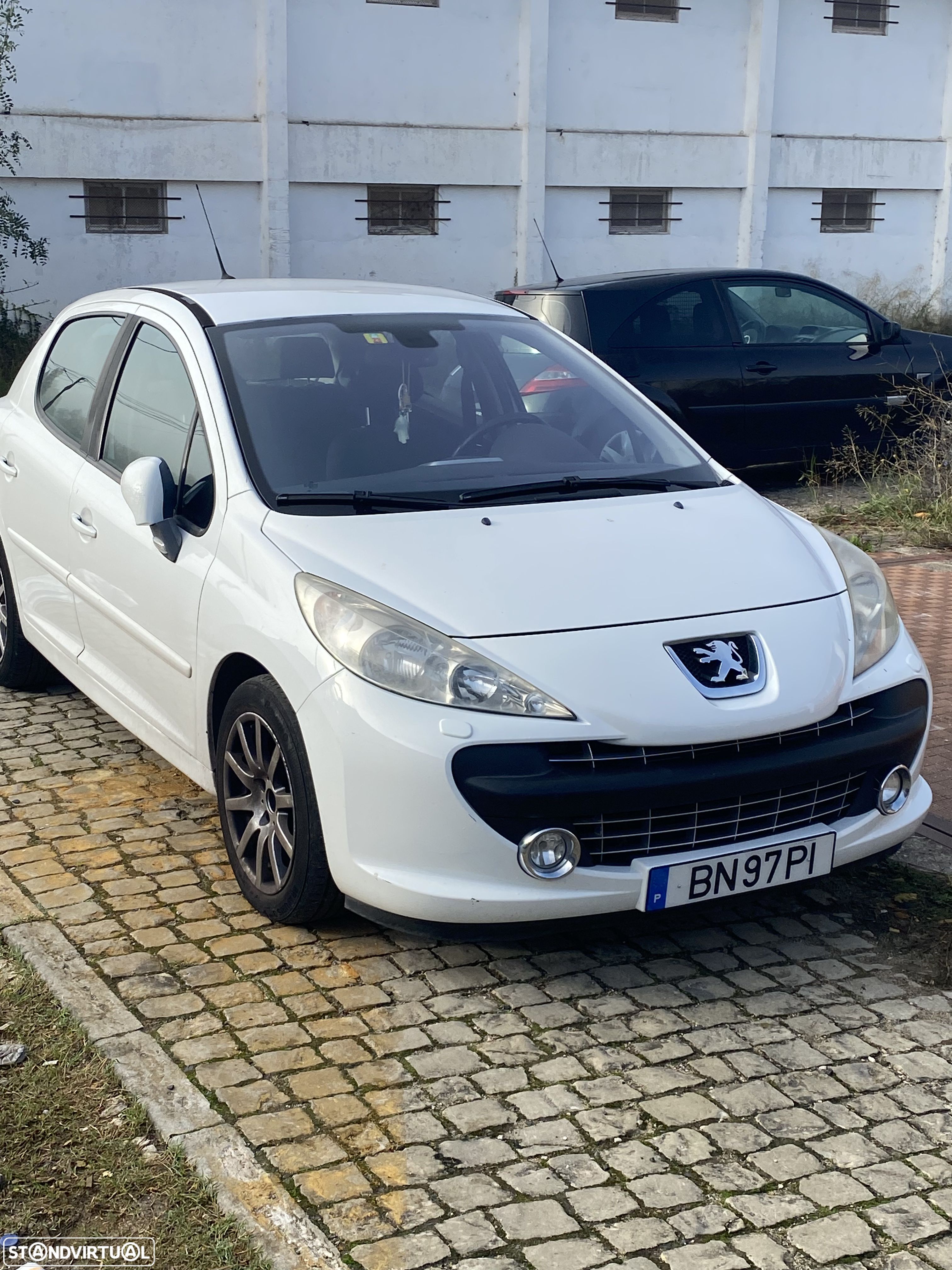 Peugeot 207 1.6 THP 16V GT - 1