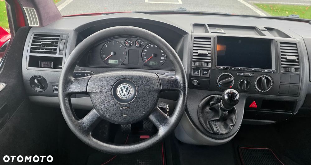 Volkswagen Transporter - 24