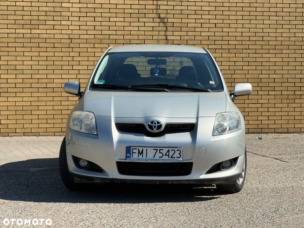 Toyota Auris 1.6 MultiMode Executive - 2