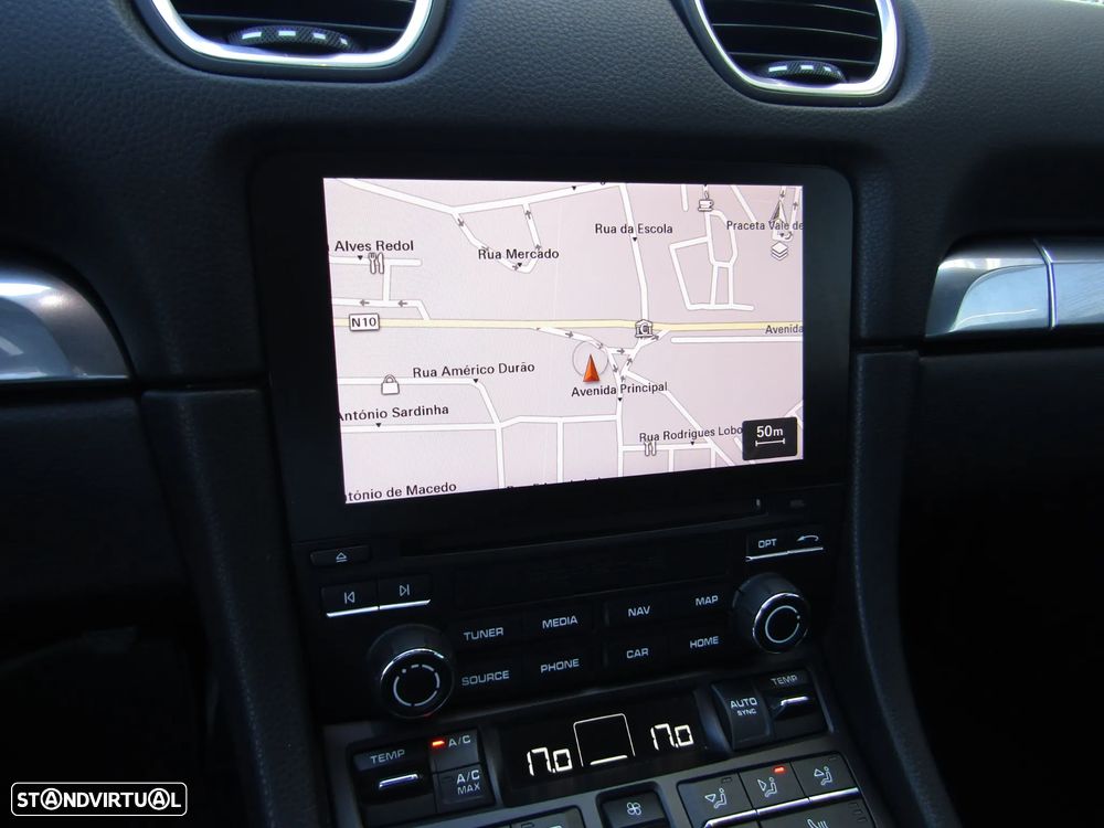 Porsche 718 Boxster 2.0T - 18