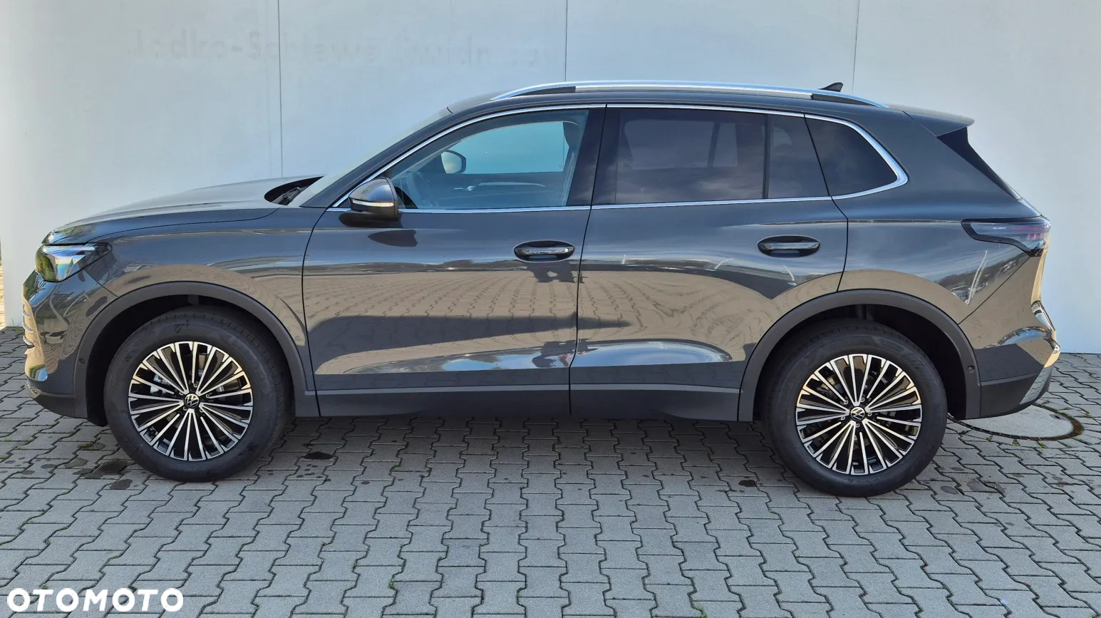 Volkswagen Tiguan 2.0 TSI 4Mot Elegance DSG - 3