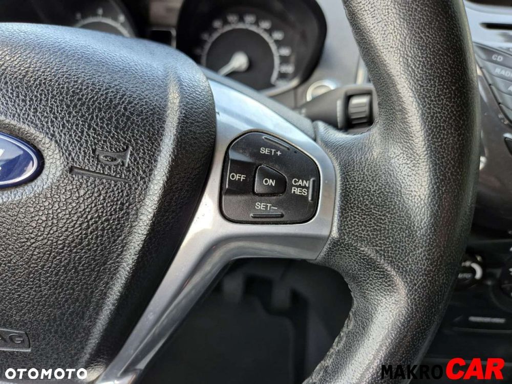 Ford EcoSport - 9