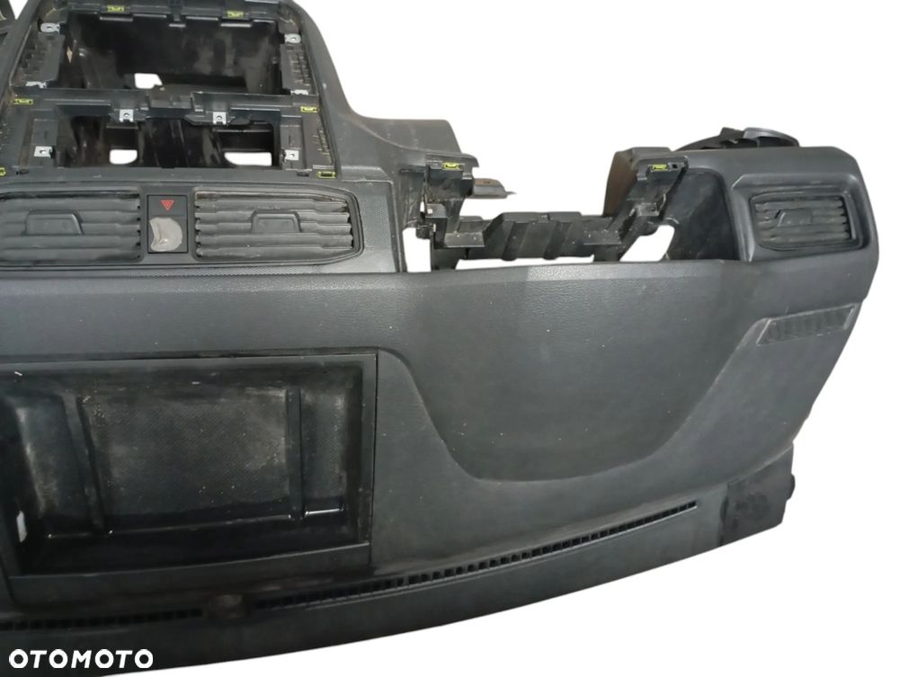 DESKA KONSOLA AIRBAG PASY VW CADDY 2K5 ORYGINAŁ - 4