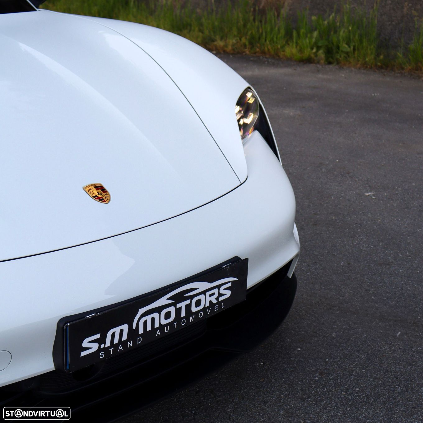 Porsche Taycan Standard - 11