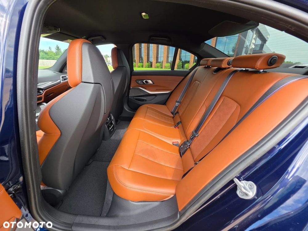 BMW M3 Competition xDrive sport - 14