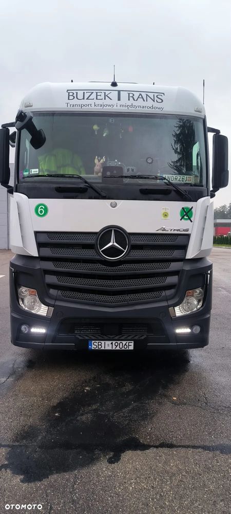 Mercedes-Benz ACTROS MP4 - 27