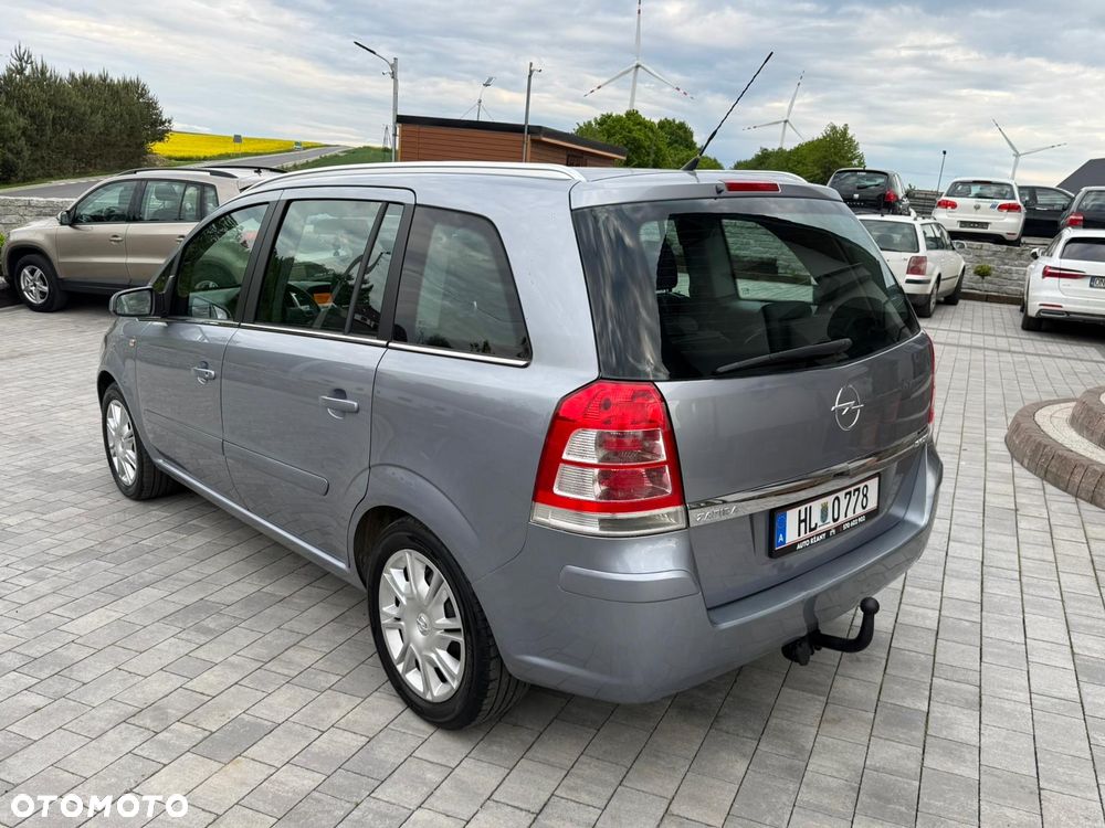 Opel Zafira - 4