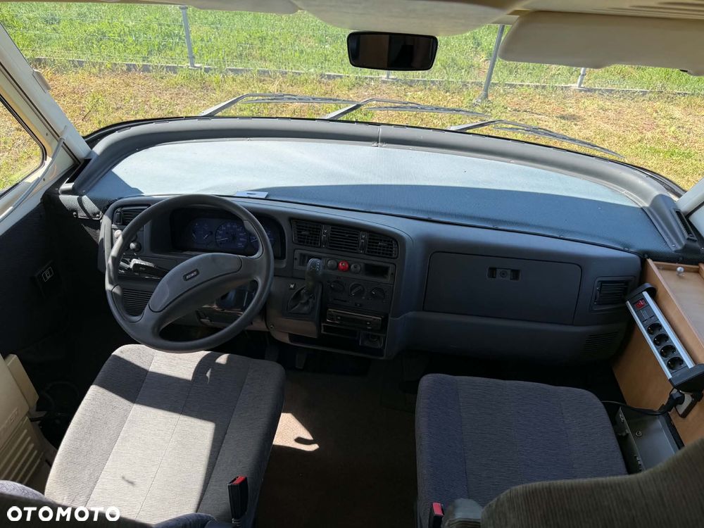 Fiat Hymer B 564 - 16