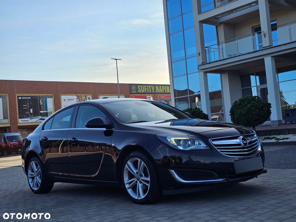 Opel Insignia 2.0 CDTI - 11