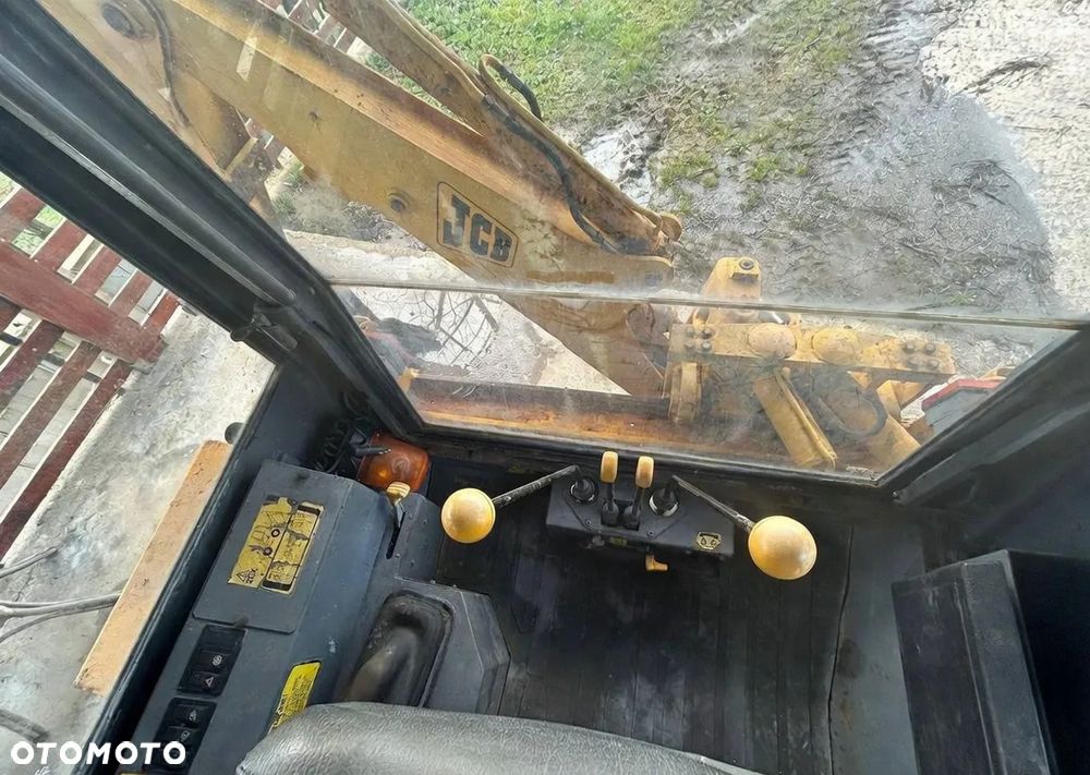 JCB 3cx - 6