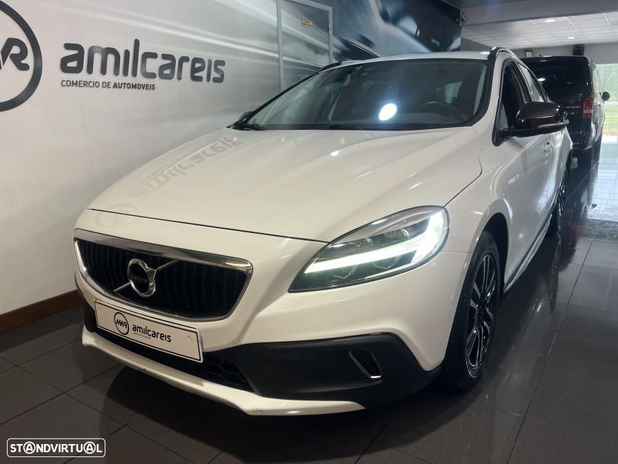 Volvo V40 Cross Country 2.0 D3 Summum - 2