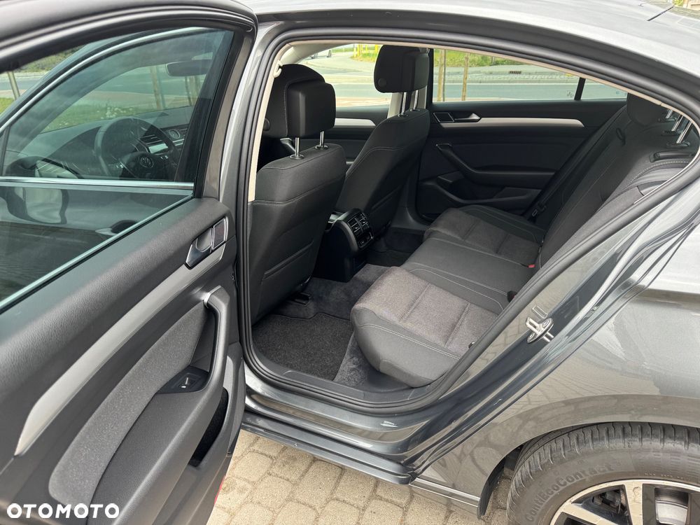 Volkswagen Passat 2.0 TDI BMT Comfortline DSG - 8