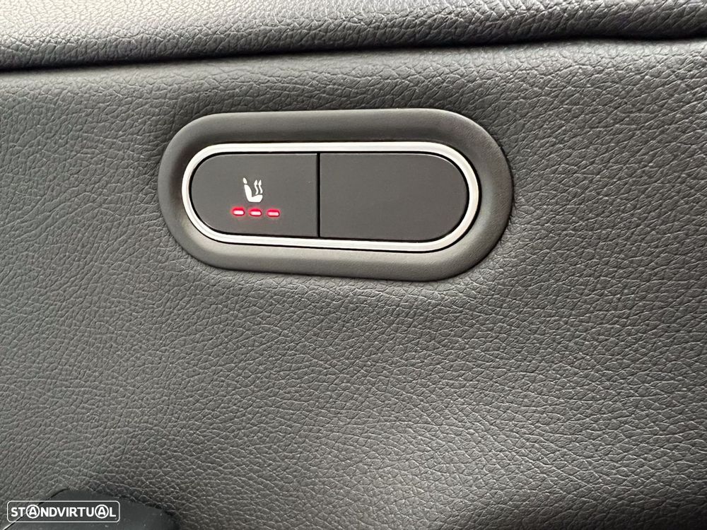 Mercedes-Benz CLA 180 - 16