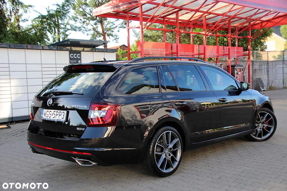 Skoda Octavia 2.0 TDI DSG RS - 15