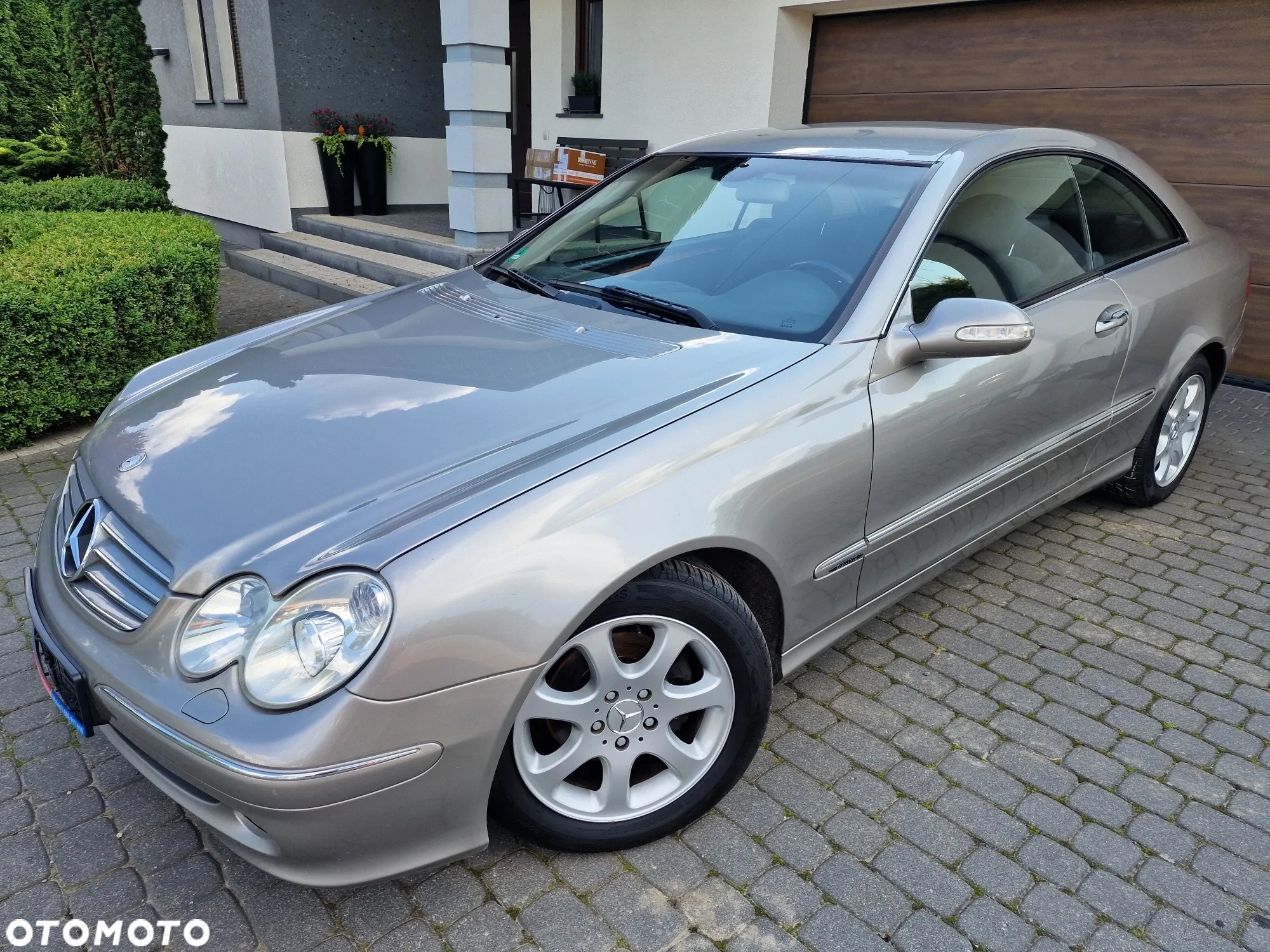 Mercedes-Benz CLK 200 Kompressor Elegance - 2