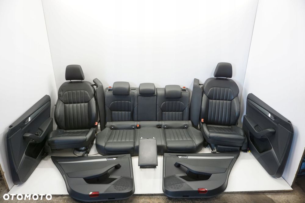 SKODA SUPERB III KOMBI FOTELE KANAPA - 1