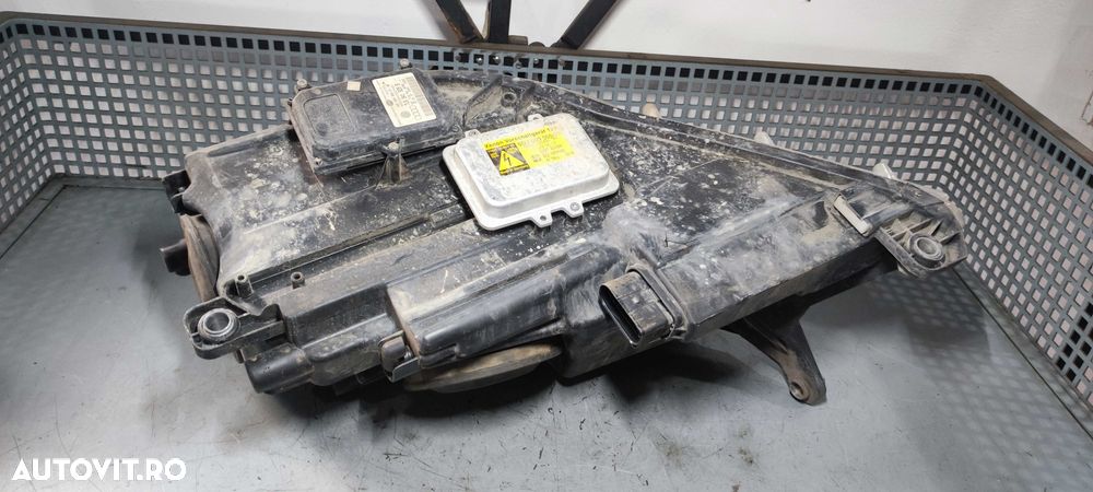 Far dreapta xenon volkswagen vw tiguan 2009 usor matuit - 6
