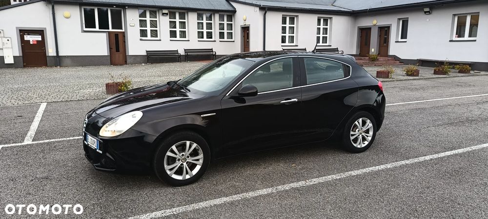 Alfa Romeo Giulietta ver-1-6-jtdm - 2