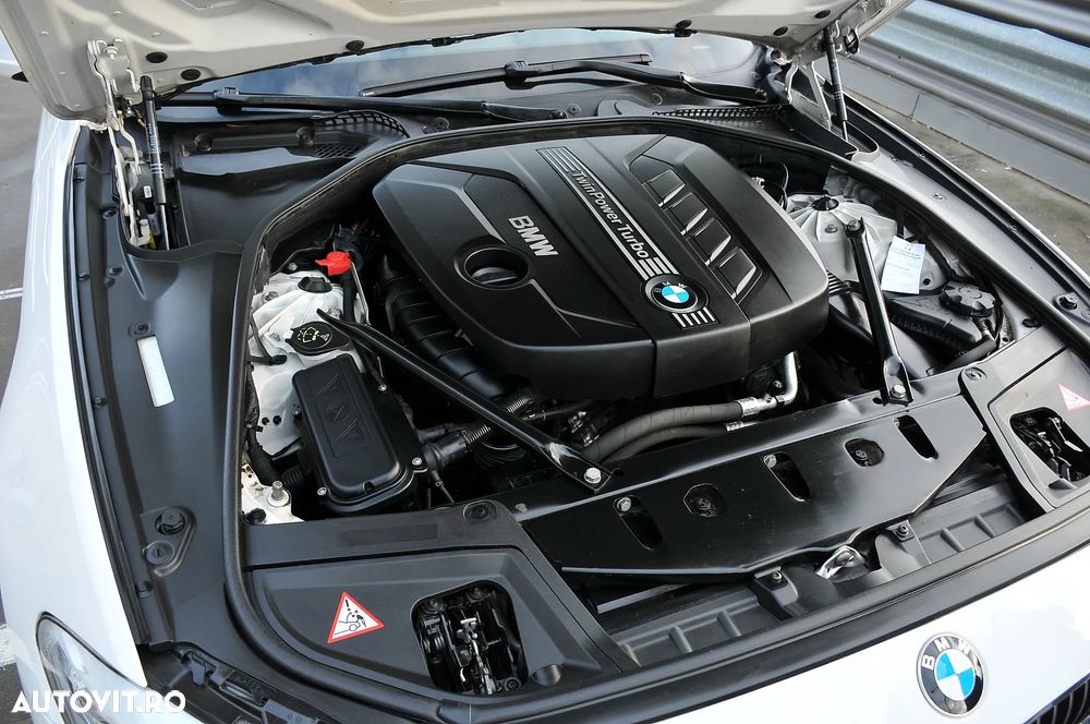 BMW Seria 5 520d Aut. - 27