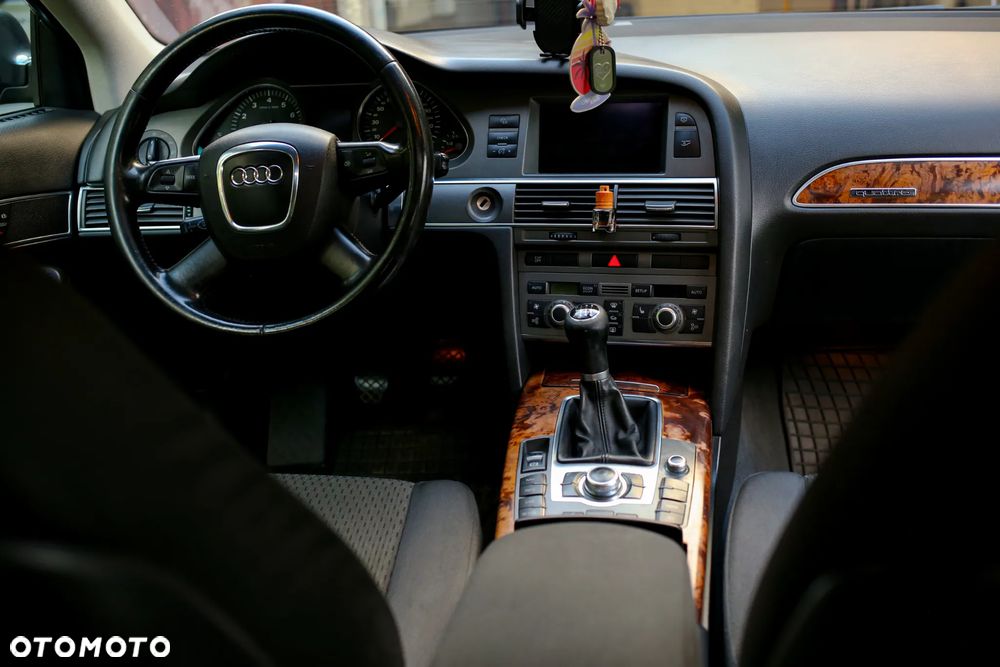 Audi A6 - 12