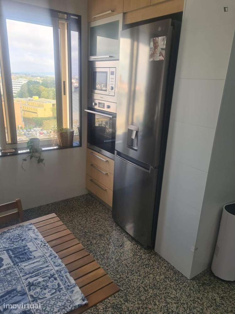 Quarto - localizado em Santa Marinha Porto - Grande imagem: 4/7