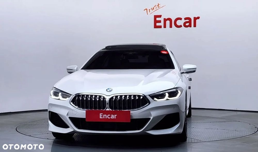 BMW Seria 8 840i xDrive - 3