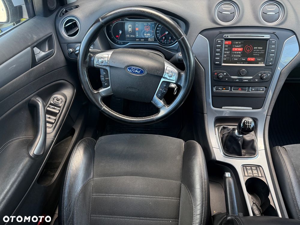 Ford Mondeo - 10