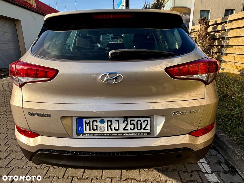Hyundai Tucson 1.6 GDi 2WD Premium - 16