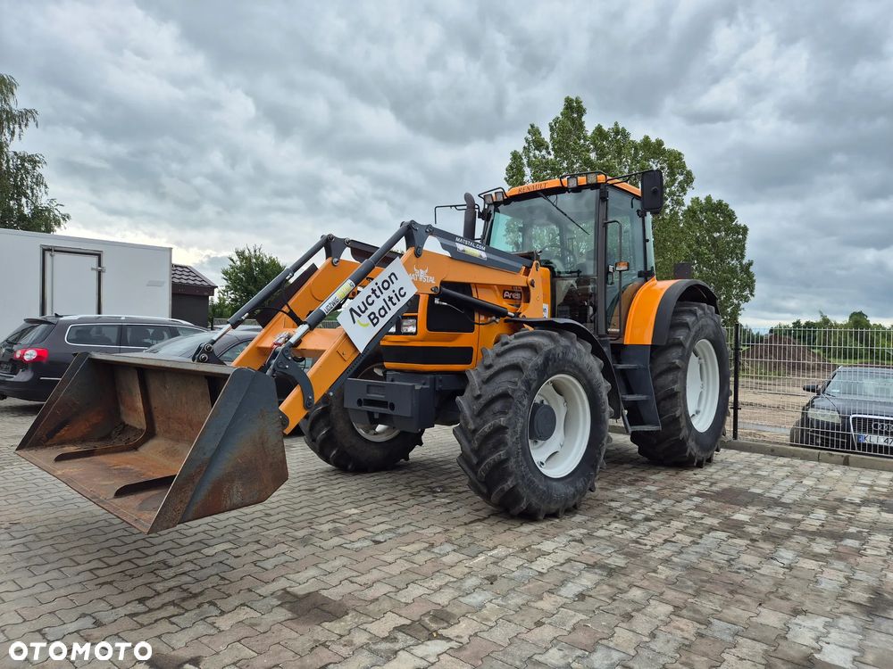 Renault Ares 710 RZ - 3