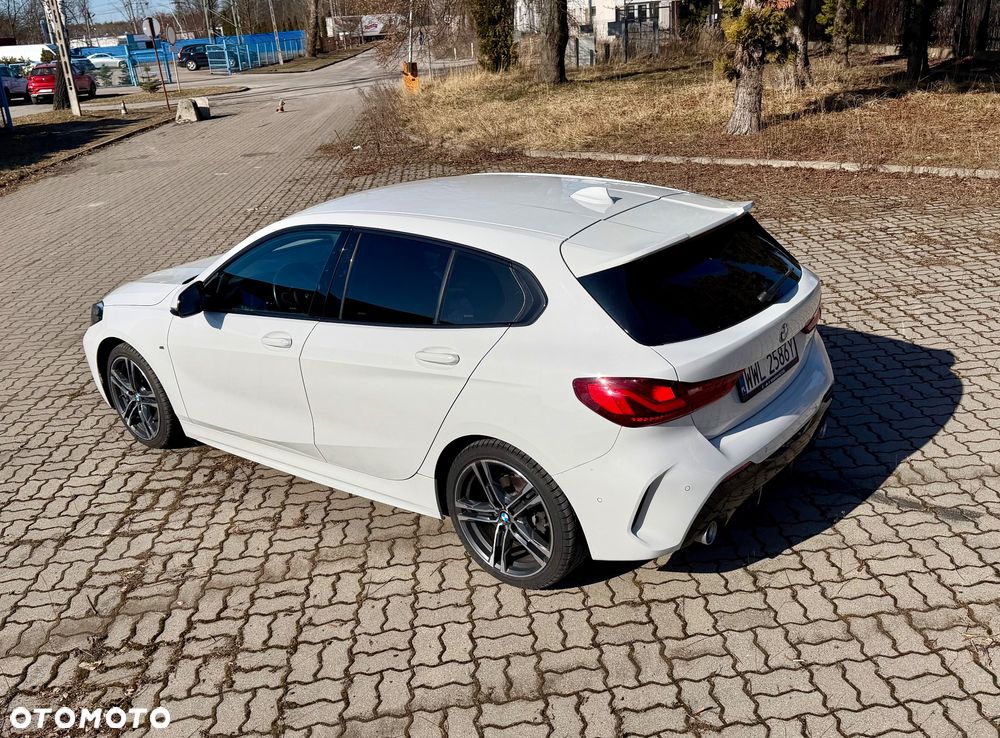BMW Seria 1 118d Edition M Sport Shadow - 16