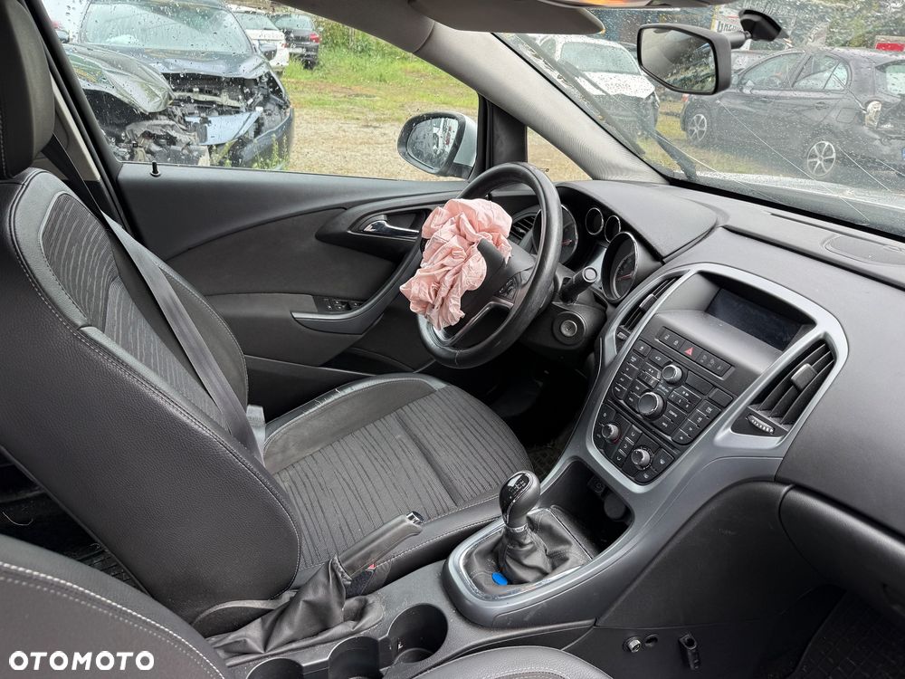 Opel Astra 1.4 T Business EU6 - 16