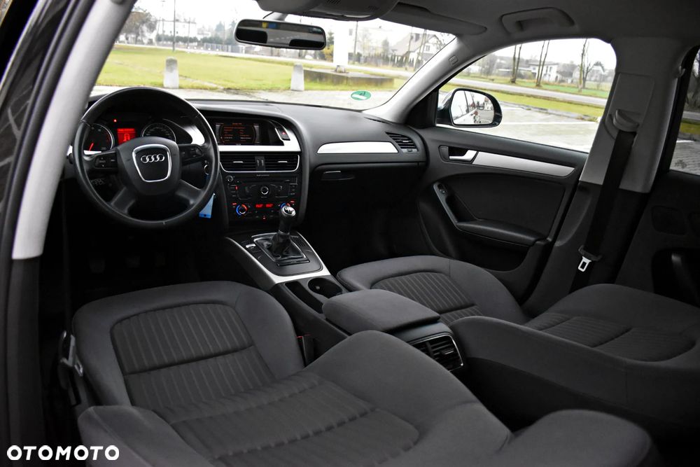 Audi A4 Limousine 1.8 TFSI Attraction - 38