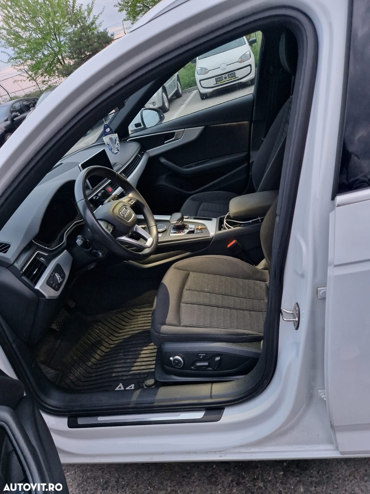 Audi A4 Avant 2.0 TDI S tronic - 7