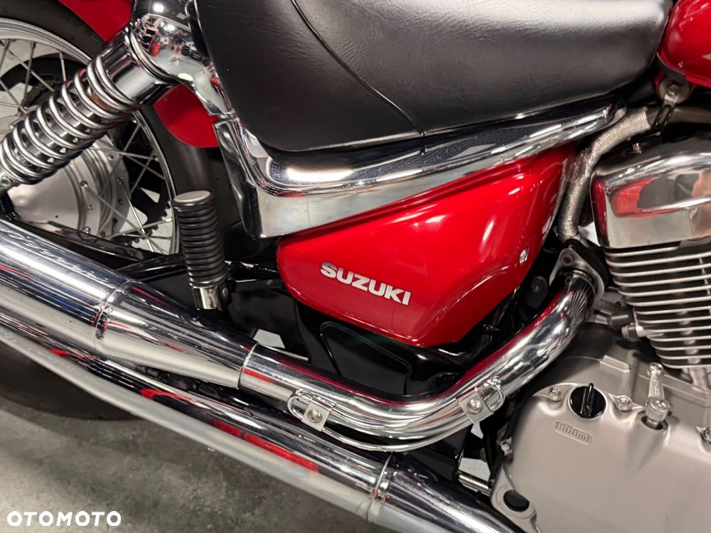 Suzuki Intruder - 15