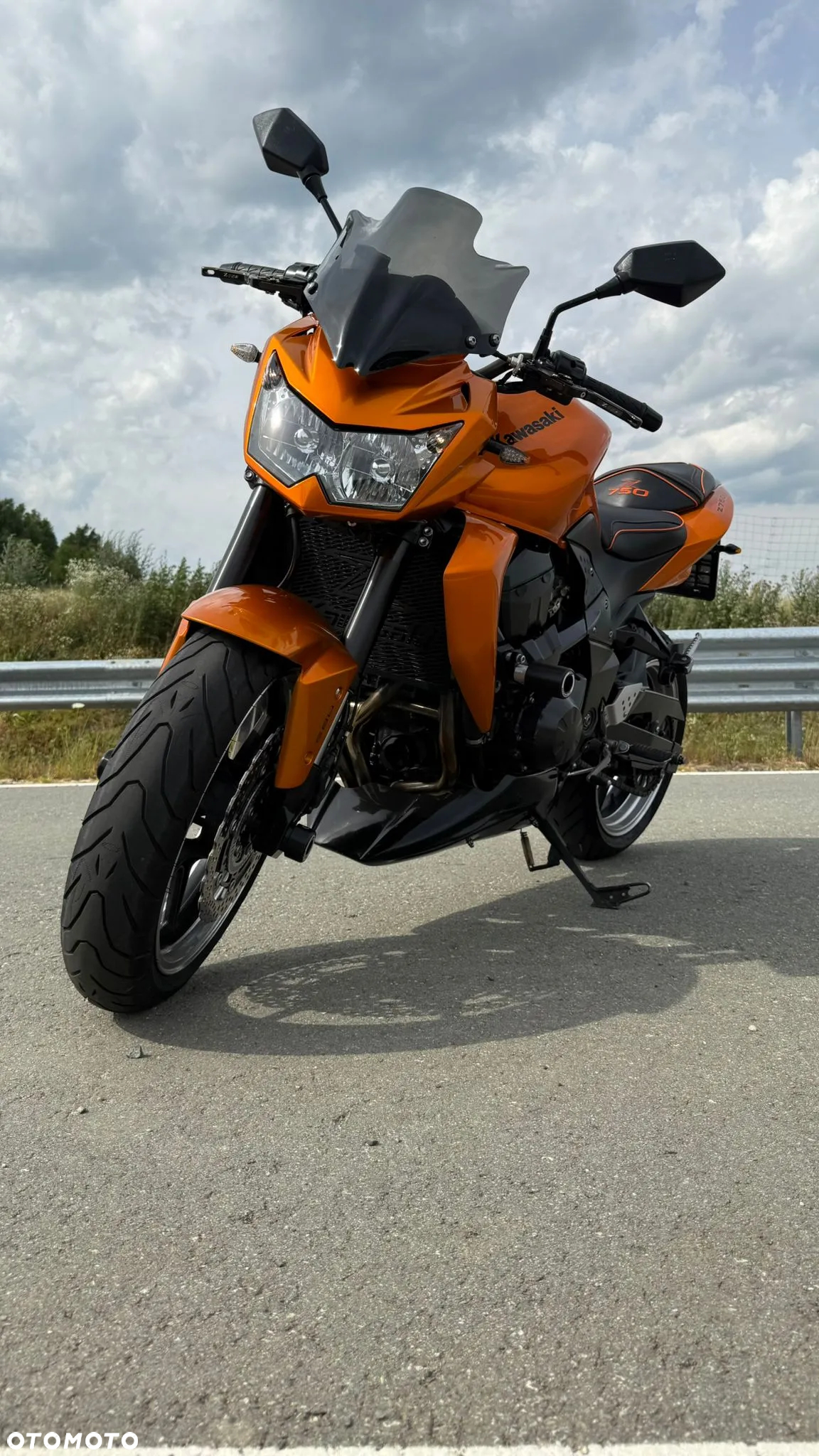 Kawasaki Z - 7