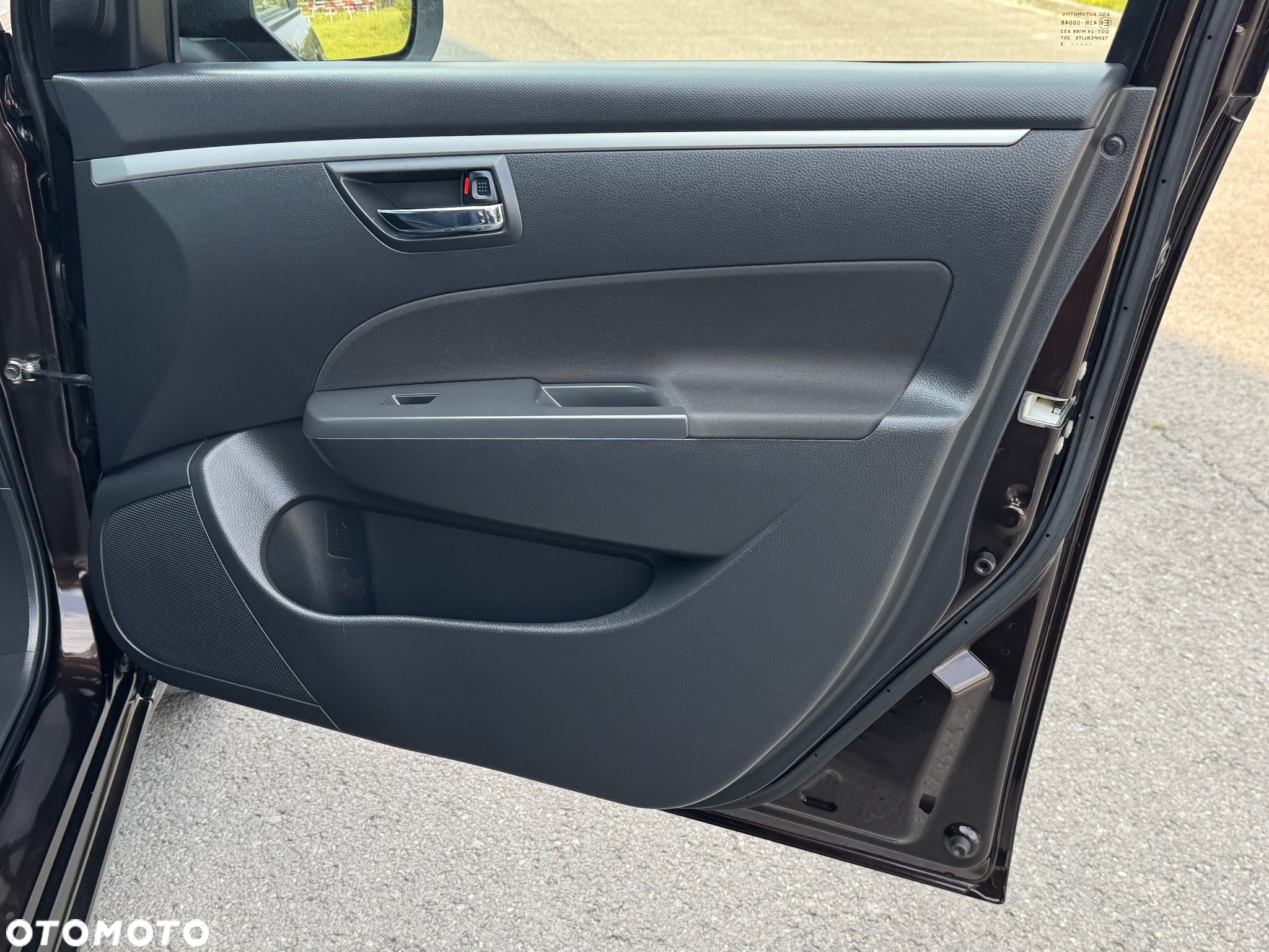 Suzuki Swift 1.2 Premium - 34