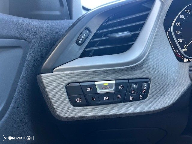 BMW 116 d Corporate Edition Auto - 10