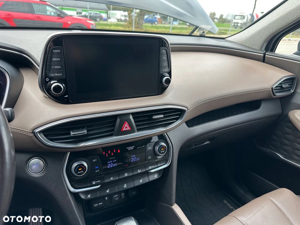 Hyundai Santa Fe - 16