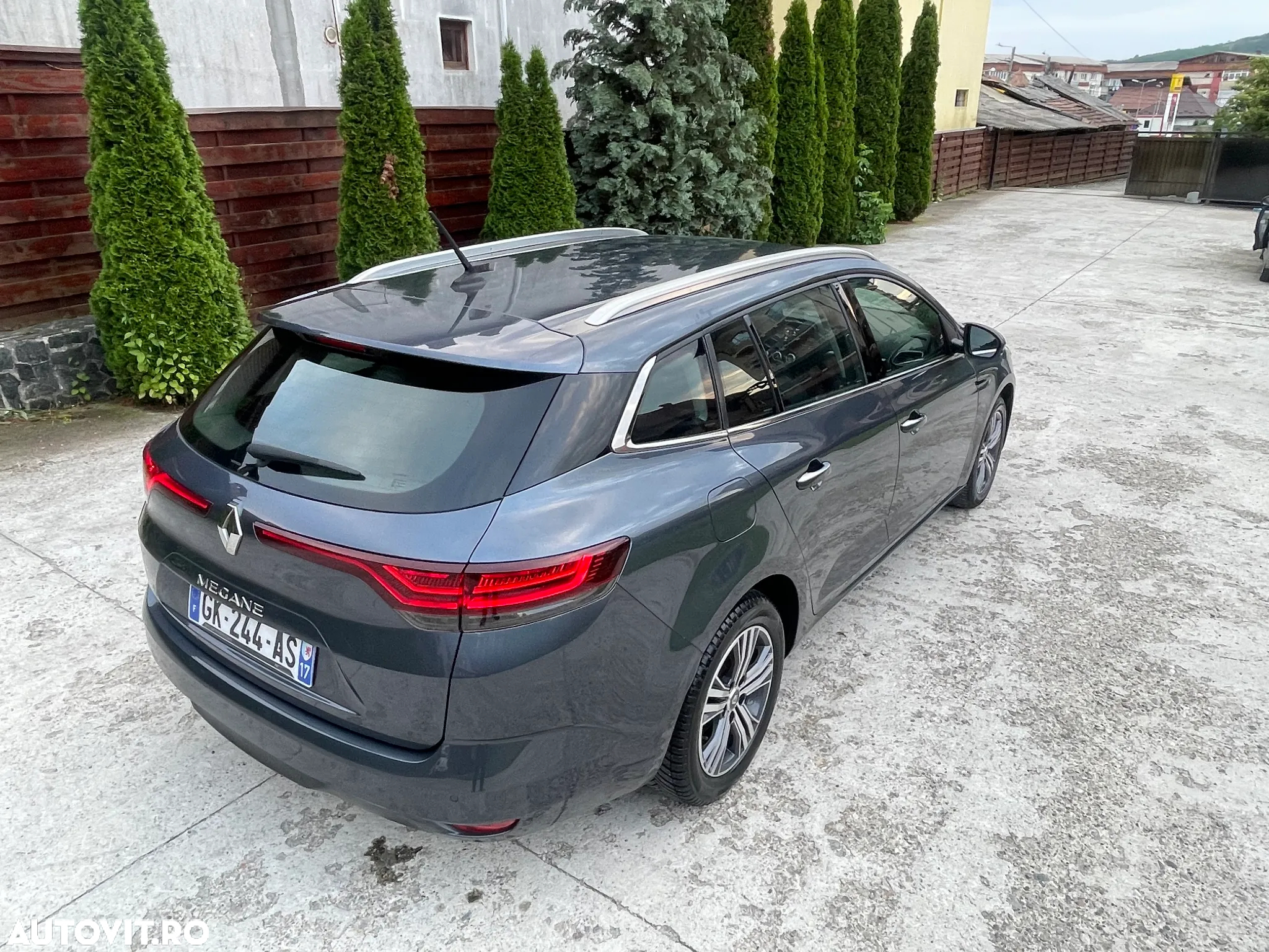 Renault Megane BLUE dCi 115 EDC INTENS - 33