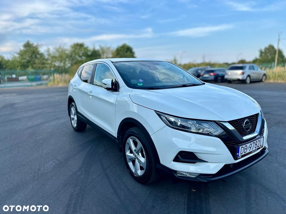 Nissan Qashqai 1.3 DIG-T TEKNA - 3