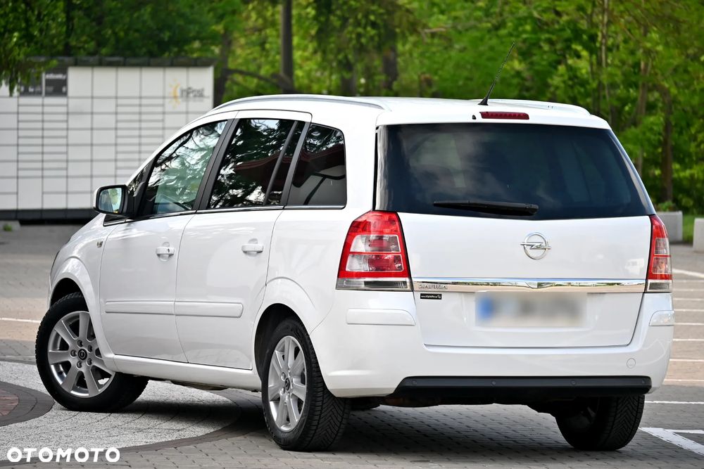 Opel Zafira 1.8 Cosmo - 13