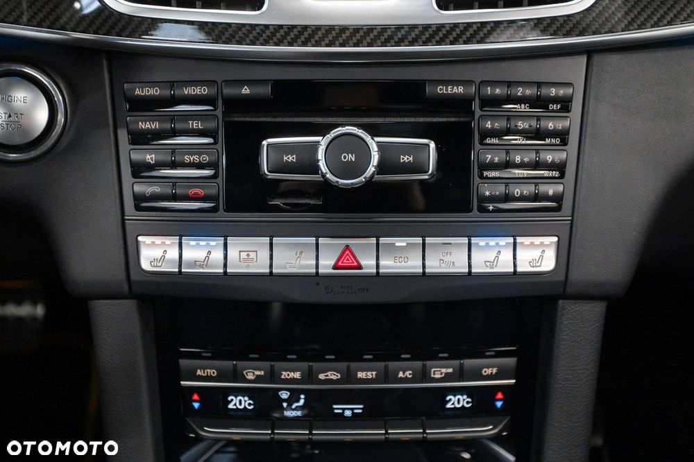 Mercedes-Benz Klasa E 63 AMG S 4Matic AMG Speedshift MCT - 34