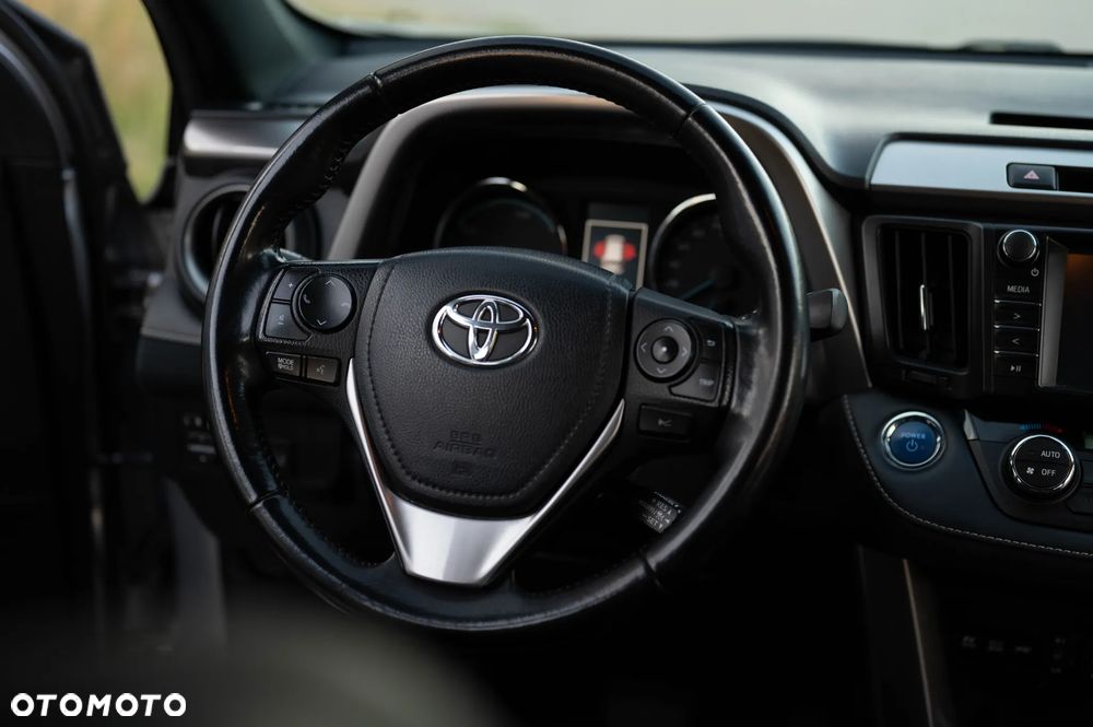 Toyota RAV4 Hybrid Selection 4x2 - 11
