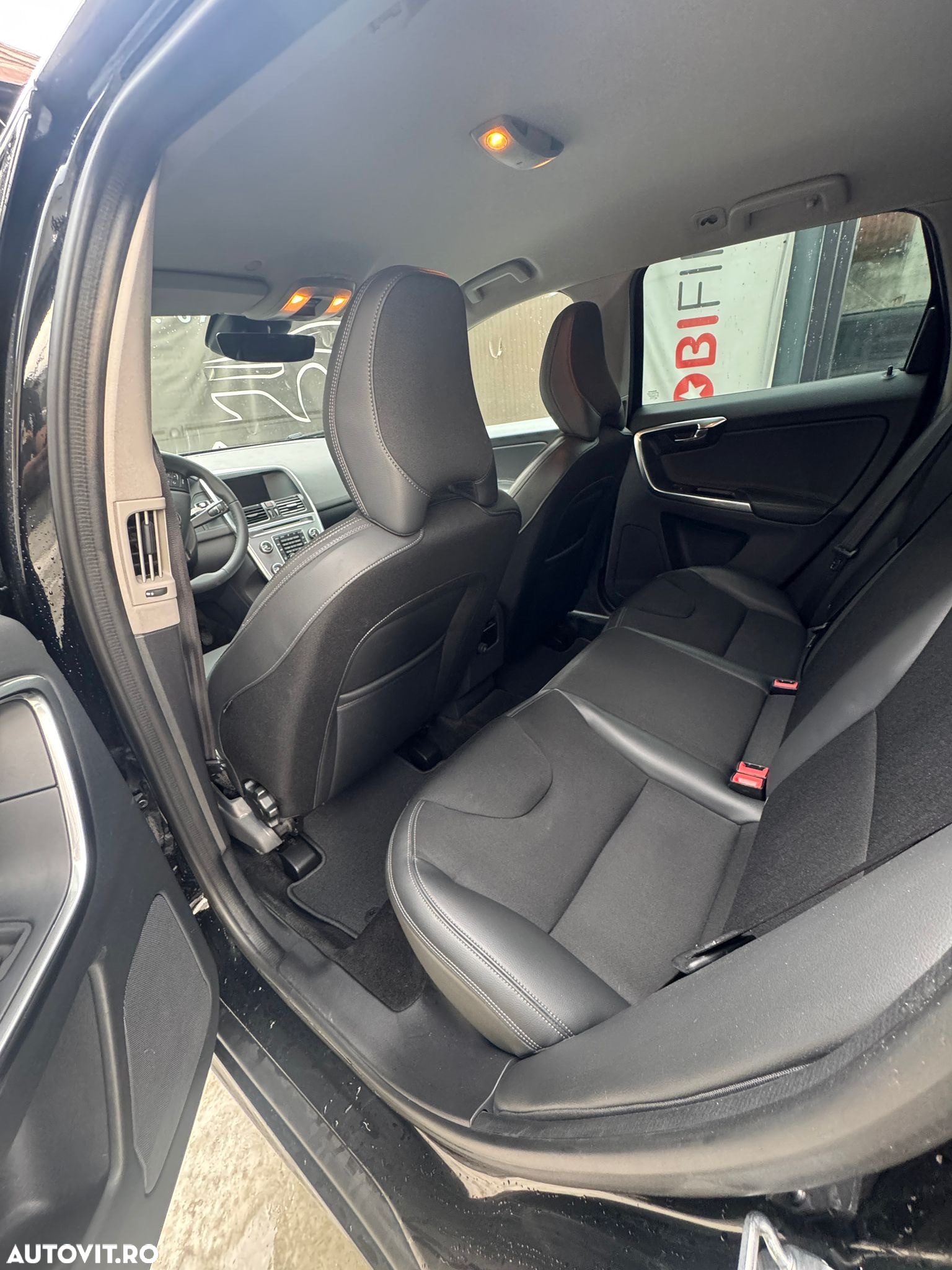 Volvo XC 60 - 29