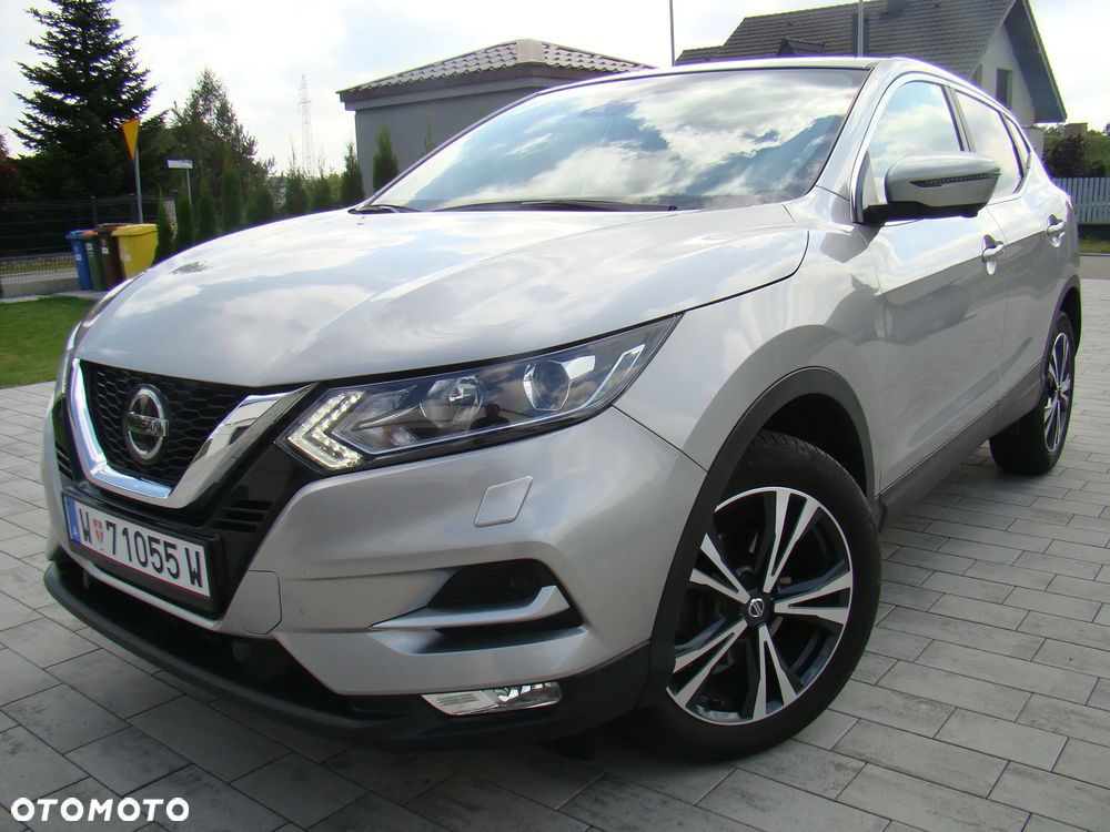 Nissan Qashqai 1.2 DIG-T N-Connecta EU6 - 4
