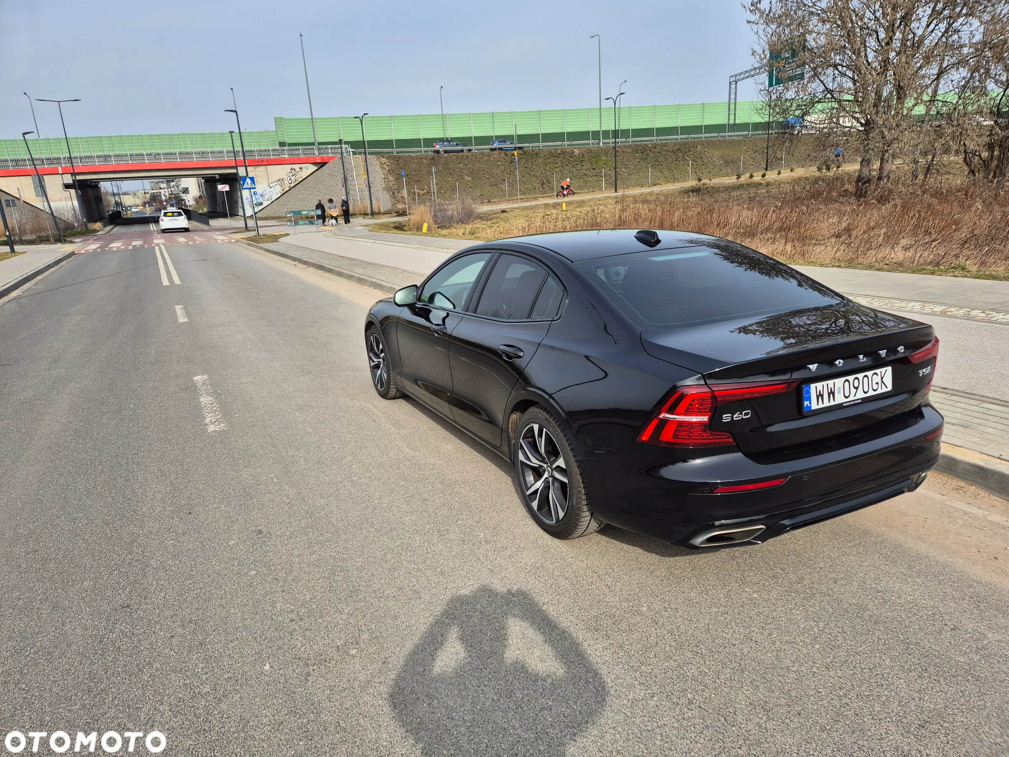 Volvo S60 T5 AWD R-Design - 6