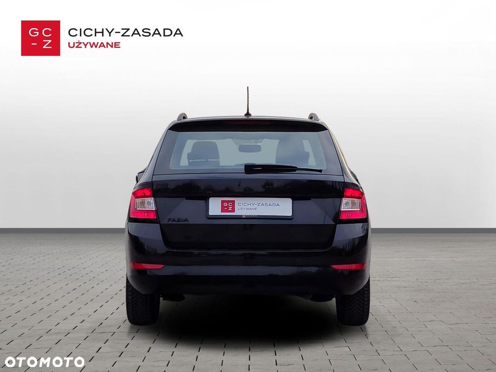 Skoda Fabia 1.0 TSI Ambition - 4