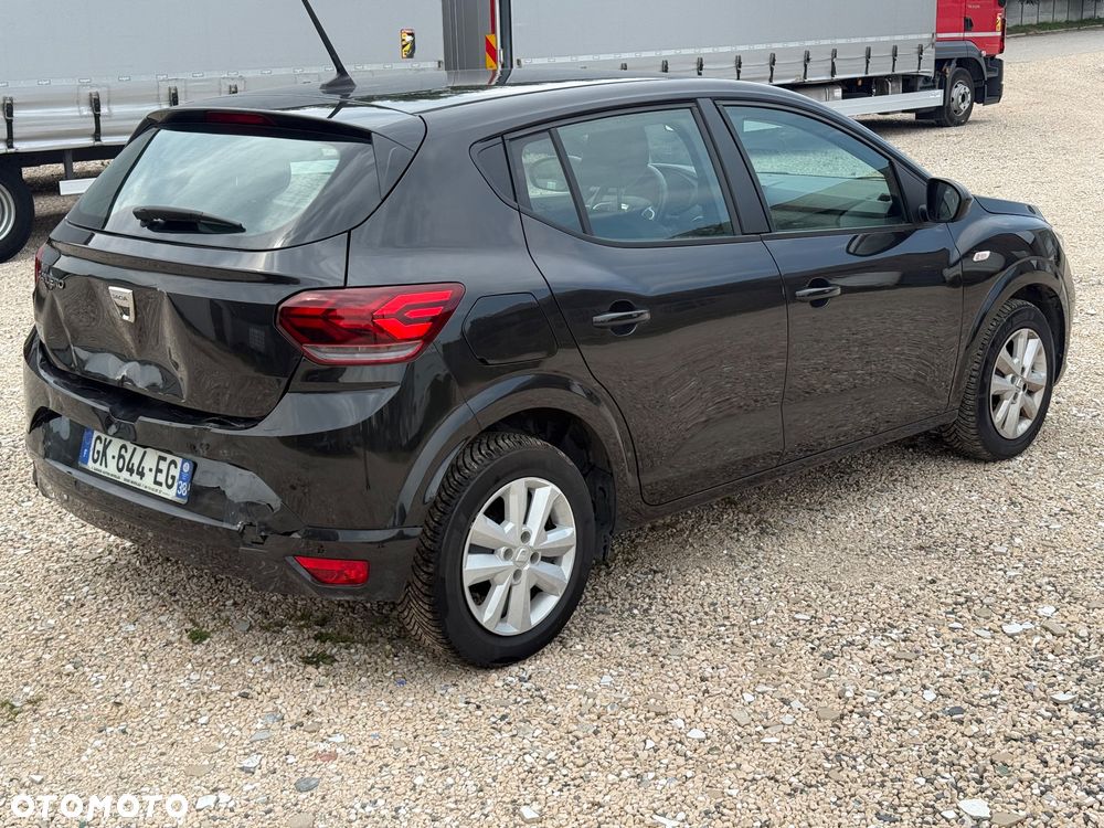 Dacia Sandero - 5